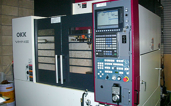 マシニングセンタ加工機